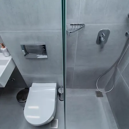 Golden Seaside 2 شقة نيا رودا