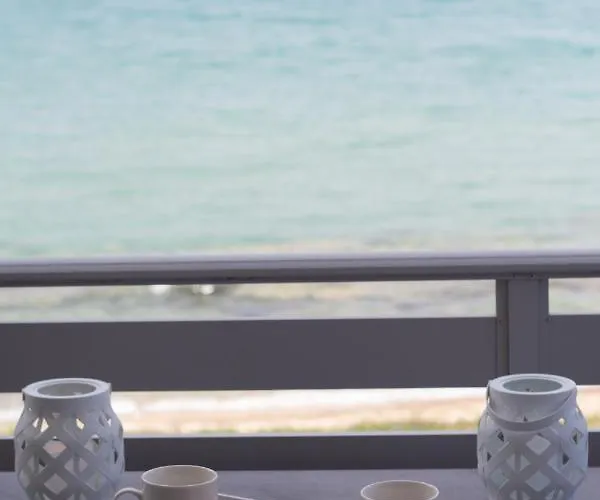 Apartamento Golden Seaside 2 *